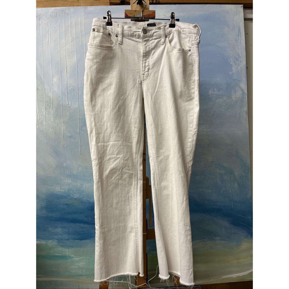 J. Crew Mid-Rise Flare Crop Jean Signature Stretch White Womens sz 32 Tall Fray